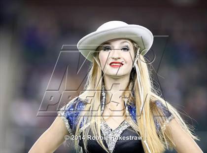 Thumbnail 1 in Liberty Hill vs. Navasota (UIL 4A Division 1 Semifinal) photogallery.