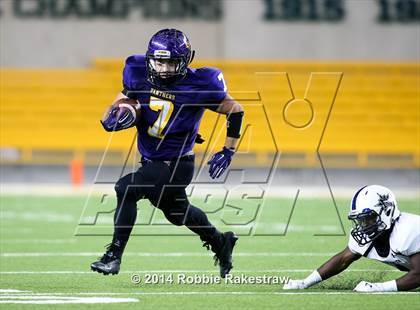 Thumbnail 1 in Liberty Hill vs. Navasota (UIL 4A Division 1 Semifinal) photogallery.