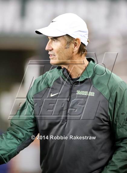 Thumbnail 2 in Liberty Hill vs. Navasota (UIL 4A Division 1 Semifinal) photogallery.