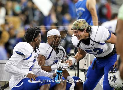 Thumbnail 3 in Liberty Hill vs. Navasota (UIL 4A Division 1 Semifinal) photogallery.