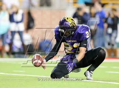 Thumbnail 2 in Liberty Hill vs. Navasota (UIL 4A Division 1 Semifinal) photogallery.