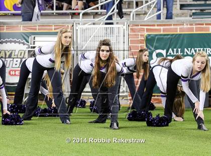 Thumbnail 1 in Liberty Hill vs. Navasota (UIL 4A Division 1 Semifinal) photogallery.