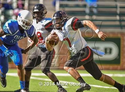 Thumbnail 3 in Rockwall-Heath vs. Tyler (UIL 5A Division 1 Region 2 Semifinal) photogallery.