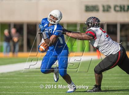 Thumbnail 3 in Rockwall-Heath vs. Tyler (UIL 5A Division 1 Region 2 Semifinal) photogallery.