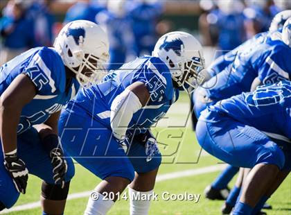 Thumbnail 2 in Rockwall-Heath vs. Tyler (UIL 5A Division 1 Region 2 Semifinal) photogallery.