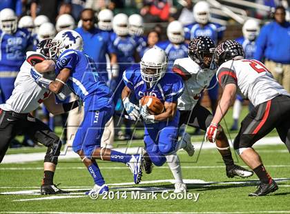 Thumbnail 3 in Rockwall-Heath vs. Tyler (UIL 5A Division 1 Region 2 Semifinal) photogallery.