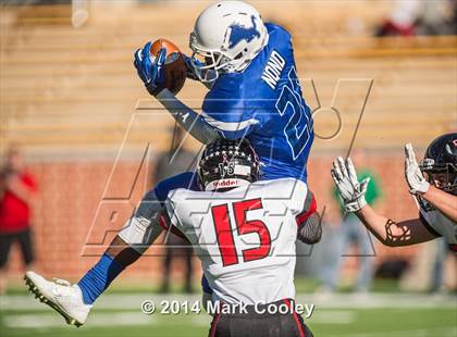 Thumbnail 3 in Rockwall-Heath vs. Tyler (UIL 5A Division 1 Region 2 Semifinal) photogallery.