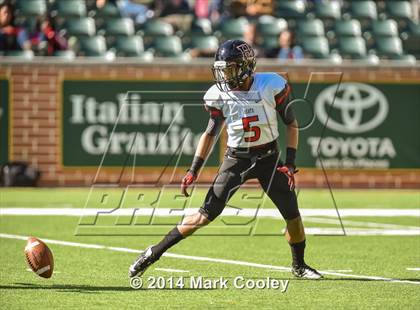Thumbnail 1 in Rockwall-Heath vs. Tyler (UIL 5A Division 1 Region 2 Semifinal) photogallery.