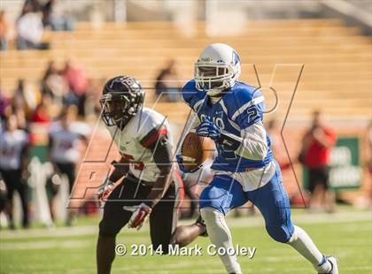 Thumbnail 1 in Rockwall-Heath vs. Tyler (UIL 5A Division 1 Region 2 Semifinal) photogallery.