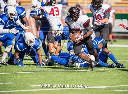Thumbnail 1 in Rockwall-Heath vs. Tyler (UIL 5A Division 1 Region 2 Semifinal) photogallery.