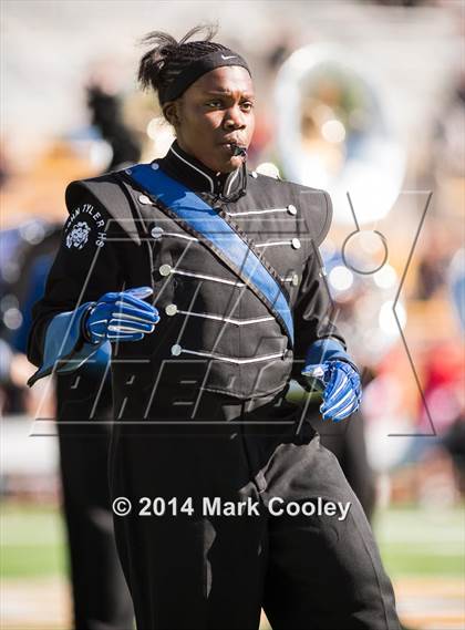 Thumbnail 1 in Rockwall-Heath vs. Tyler (UIL 5A Division 1 Region 2 Semifinal) photogallery.