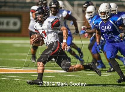 Thumbnail 3 in Rockwall-Heath vs. Tyler (UIL 5A Division 1 Region 2 Semifinal) photogallery.