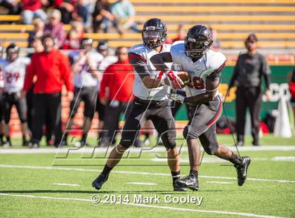 Thumbnail 3 in Rockwall-Heath vs. Tyler (UIL 5A Division 1 Region 2 Semifinal) photogallery.