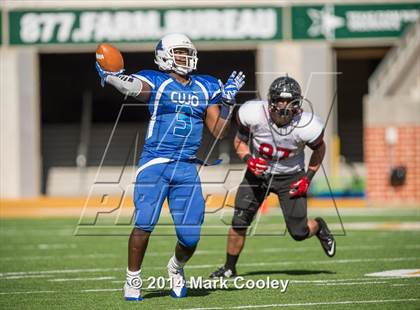 Thumbnail 2 in Rockwall-Heath vs. Tyler (UIL 5A Division 1 Region 2 Semifinal) photogallery.