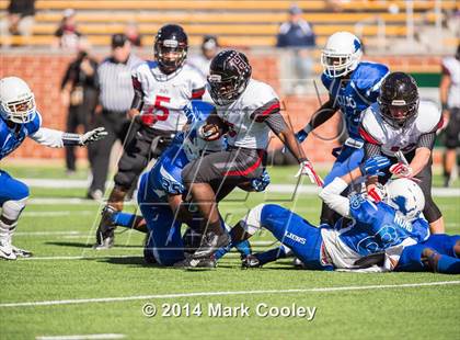 Thumbnail 2 in Rockwall-Heath vs. Tyler (UIL 5A Division 1 Region 2 Semifinal) photogallery.