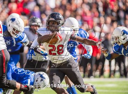 Thumbnail 2 in Rockwall-Heath vs. Tyler (UIL 5A Division 1 Region 2 Semifinal) photogallery.