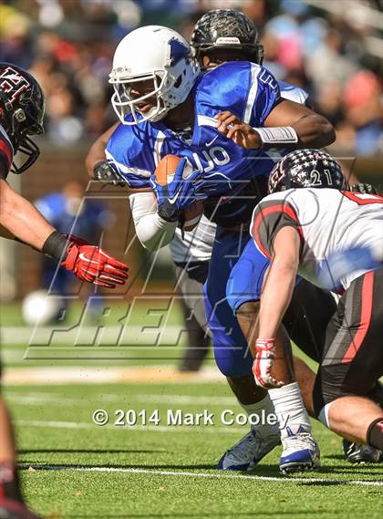 Thumbnail 3 in Rockwall-Heath vs. Tyler (UIL 5A Division 1 Region 2 Semifinal) photogallery.