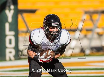 Thumbnail 2 in Rockwall-Heath vs. Tyler (UIL 5A Division 1 Region 2 Semifinal) photogallery.