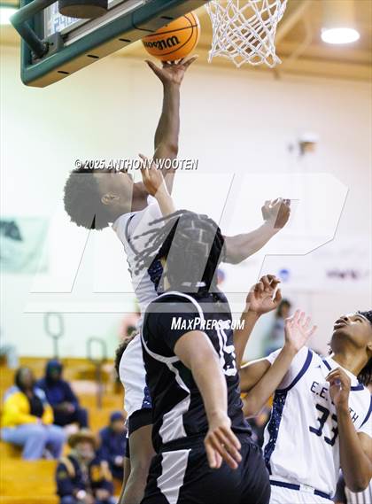 Thumbnail 1 in Northwood vs. E.E. Smith (Hoops and Dreams Showcase 2025) photogallery.