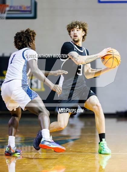 Thumbnail 3 in Northwood vs. E.E. Smith (Hoops and Dreams Showcase 2025) photogallery.
