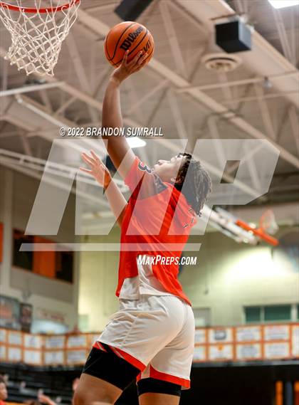 Thumbnail 1 in Tuscaloosa County @ Hoover photogallery.