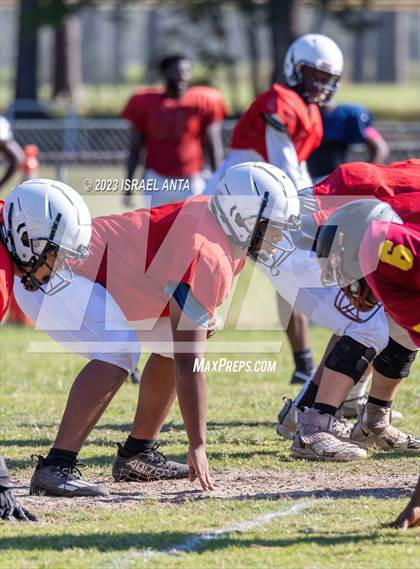 Thumbnail 3 in Terry Sanford @ Douglas Byrd (Scrimmage) photogallery.