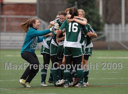 Thumbnail 1 in Chazy vs. Smithtown Christian (NYSPHSAA Class D Semifinal) photogallery.
