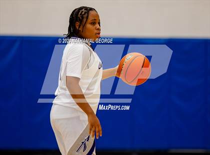 Thumbnail 2 in Omaha North vs. Bellevue East (Metro Tournament) photogallery.