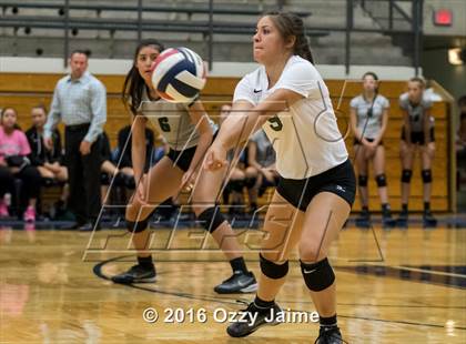 Thumbnail 1 in Reagan @ Brandeis photogallery.