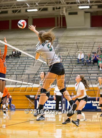 Thumbnail 2 in Reagan @ Brandeis photogallery.