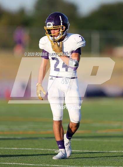 Thumbnail 2 in Farmersville vs Bonham (Scrimmage) photogallery.