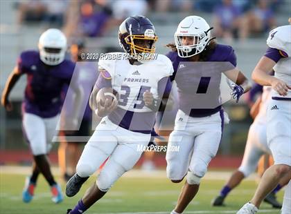 Thumbnail 2 in Farmersville vs Bonham (Scrimmage) photogallery.