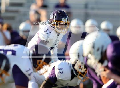 Thumbnail 1 in Farmersville vs Bonham (Scrimmage) photogallery.