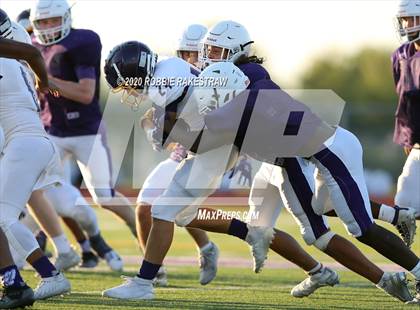 Thumbnail 2 in Farmersville vs Bonham (Scrimmage) photogallery.
