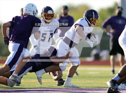 Thumbnail 3 in Farmersville vs Bonham (Scrimmage) photogallery.