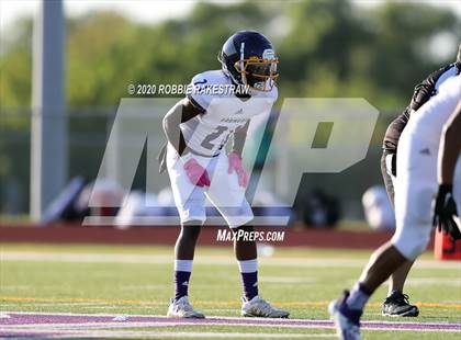 Thumbnail 1 in Farmersville vs Bonham (Scrimmage) photogallery.