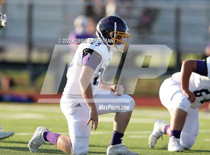 Thumbnail 2 in Farmersville vs Bonham (Scrimmage) photogallery.
