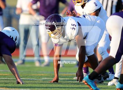 Thumbnail 2 in Farmersville vs Bonham (Scrimmage) photogallery.