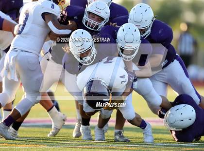 Thumbnail 3 in Farmersville vs Bonham (Scrimmage) photogallery.