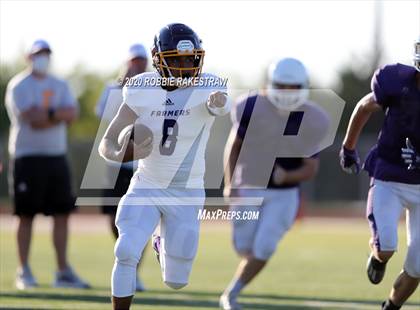 Thumbnail 3 in Farmersville vs Bonham (Scrimmage) photogallery.
