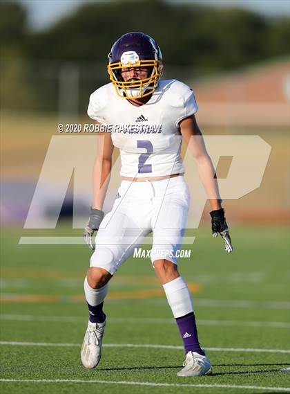 Thumbnail 2 in Farmersville vs Bonham (Scrimmage) photogallery.