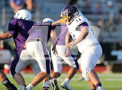 Thumbnail 1 in Farmersville vs Bonham (Scrimmage) photogallery.