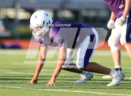 Thumbnail 3 in Farmersville vs Bonham (Scrimmage) photogallery.