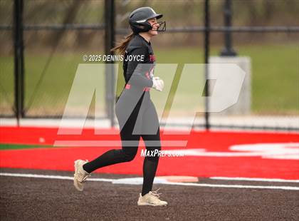 Thumbnail 1 in Penfield vs Victor (Scrimmage)  photogallery.