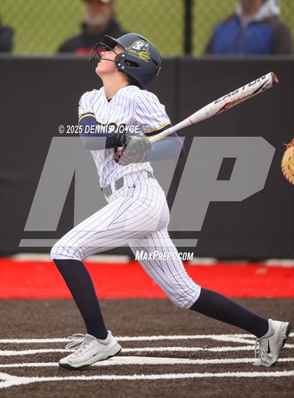 Thumbnail 3 in Penfield vs Victor (Scrimmage)  photogallery.