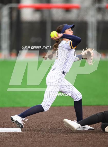 Thumbnail 1 in Penfield vs Victor (Scrimmage)  photogallery.