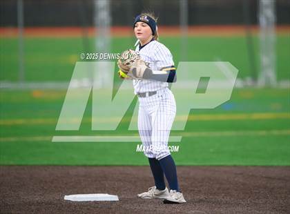 Thumbnail 3 in Penfield vs Victor (Scrimmage)  photogallery.
