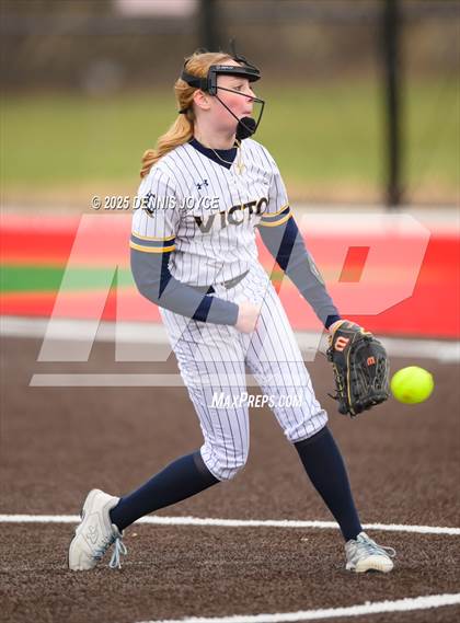 Thumbnail 1 in Penfield vs Victor (Scrimmage)  photogallery.