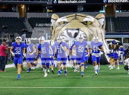 Thumbnail 3 in Poth vs Gunter (UIL 3A  D2 Final) photogallery.