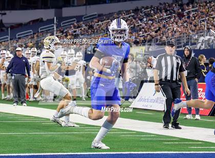 Thumbnail 2 in Poth vs Gunter (UIL 3A  D2 Final) photogallery.